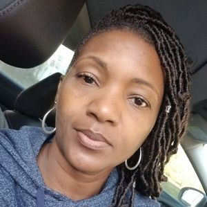 Meet your Posher, Regina